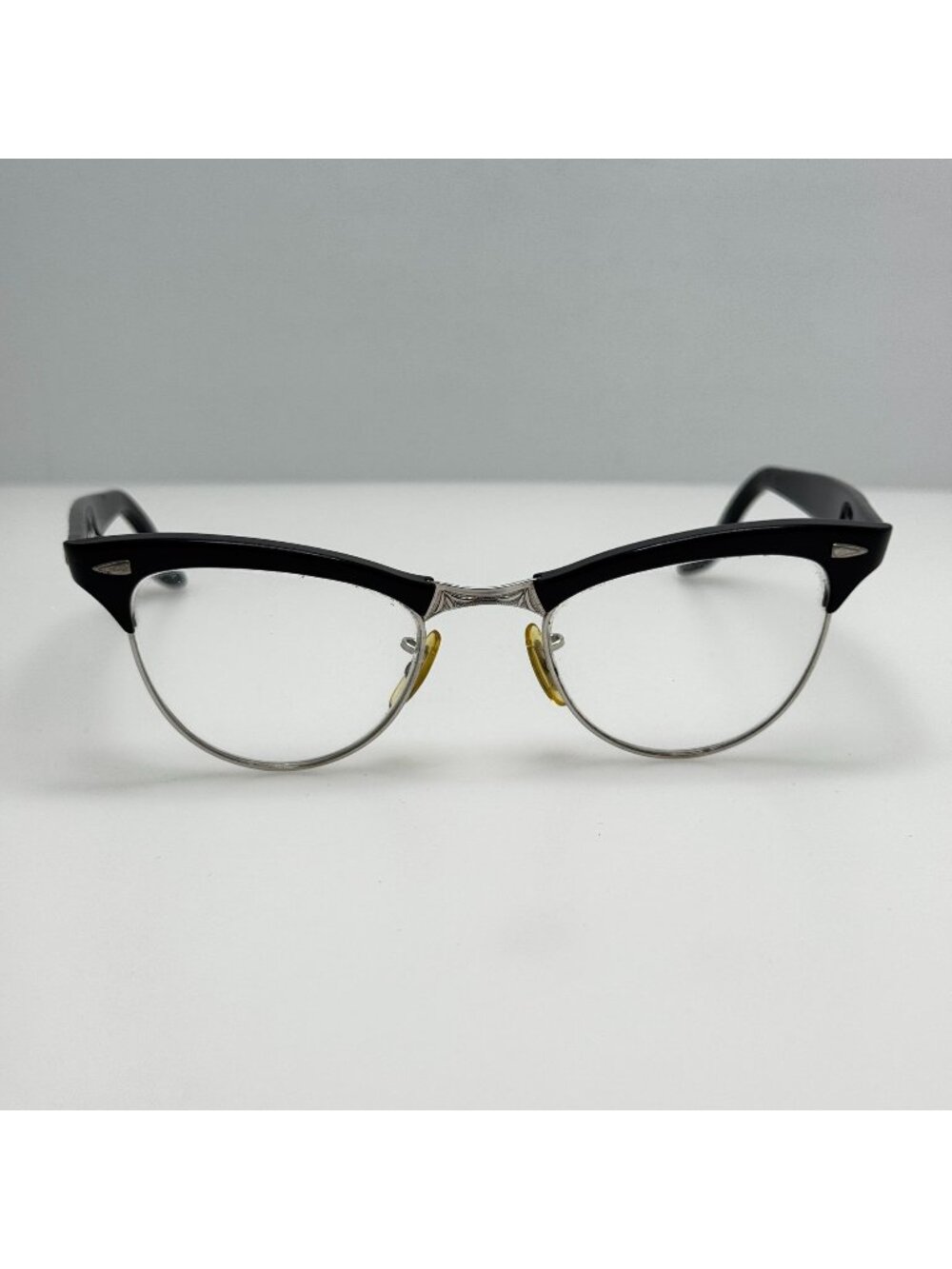 American Optical 5 1/2 1-10 12KGF Cat Eye Eyeglasses Eye Glasses Frames 46-20